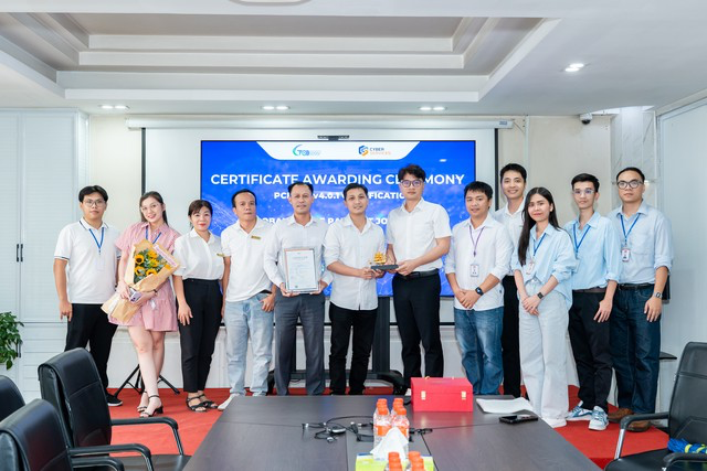 Tập thể Goopay đón chứng nhận PCI DSS